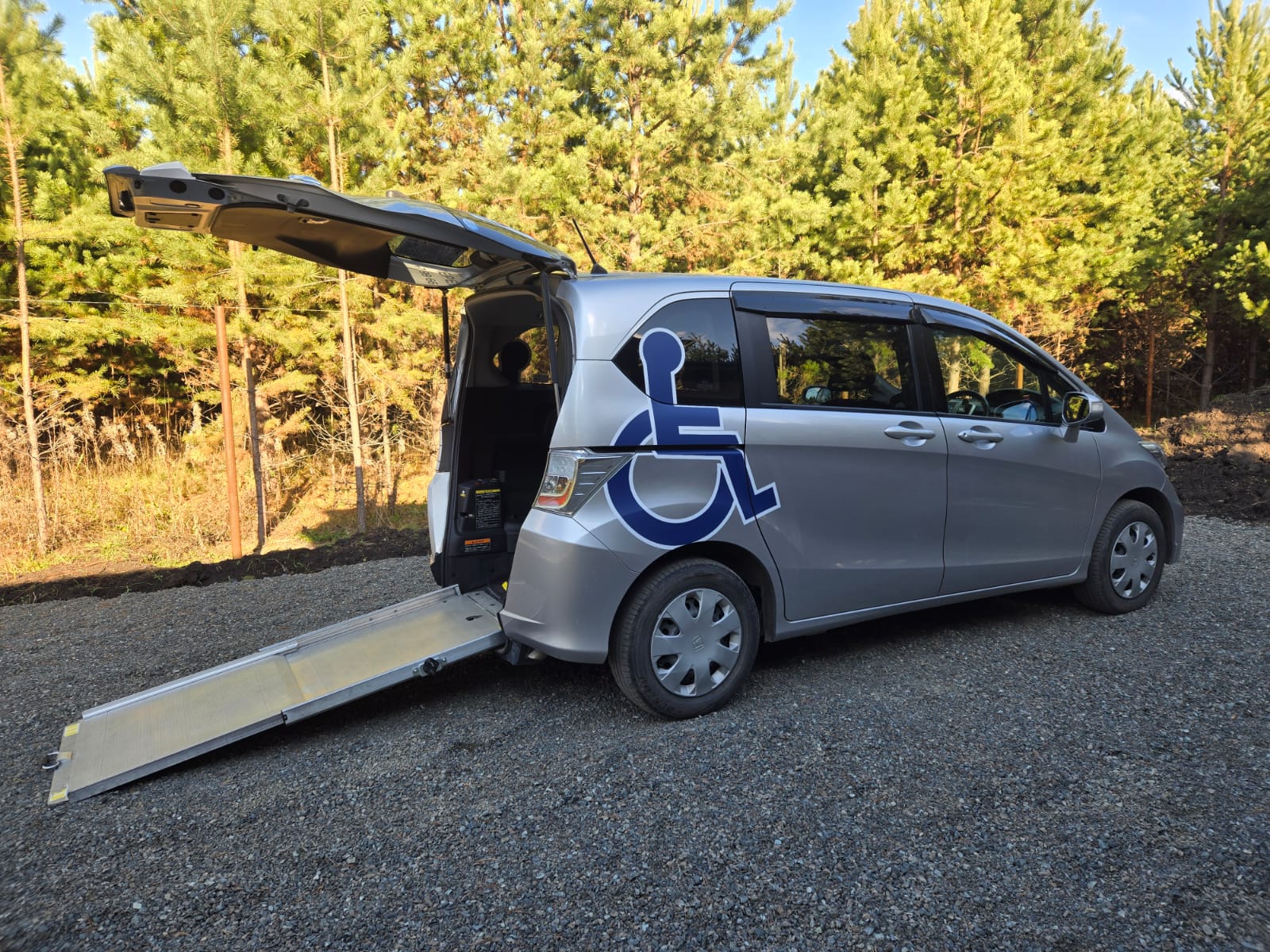 Перевозка маломобильных пассажиров на инвалидных колясках