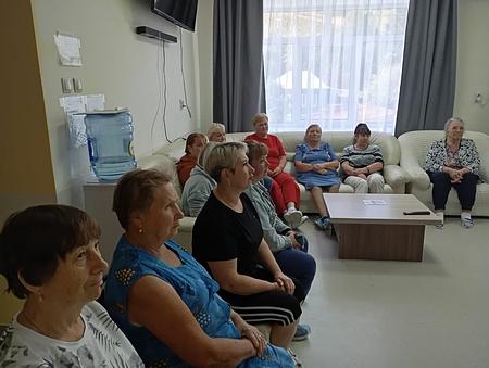 Беседа о важных моментах, касающихся профилактики мошенничества