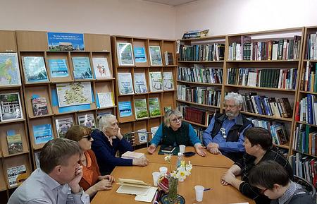 В библиотеке отметили 100-летие Булата Окуджавы